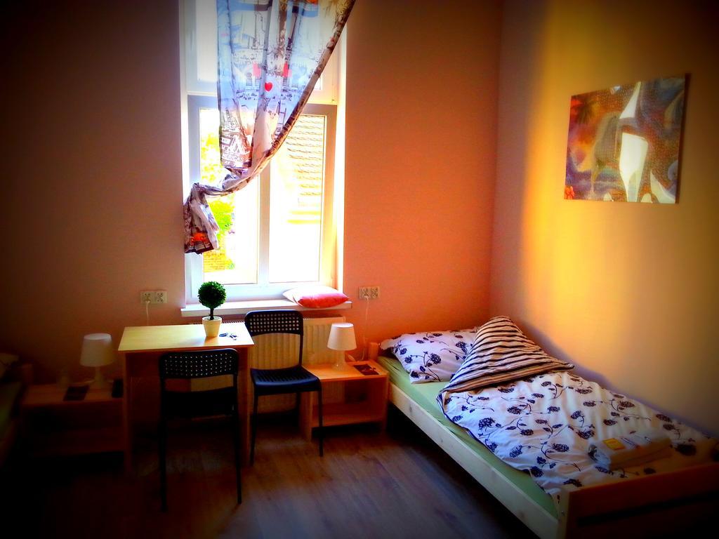 Hostel Puzzle - Jezyce ポズナン エクステリア 写真