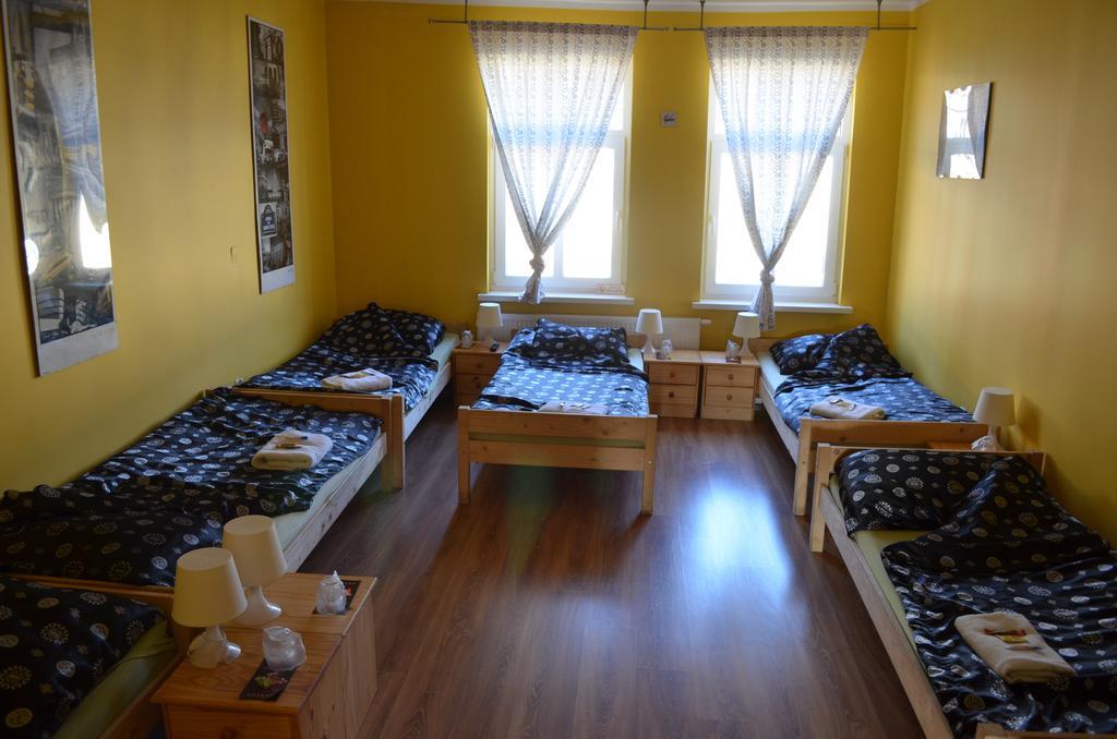 Hostel Puzzle - Jezyce ポズナン エクステリア 写真